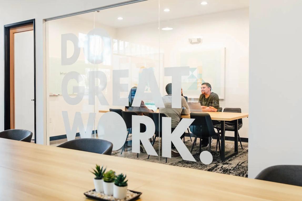 Se eksempler på solgte virksomheder rådgivet af Faqtum M&A